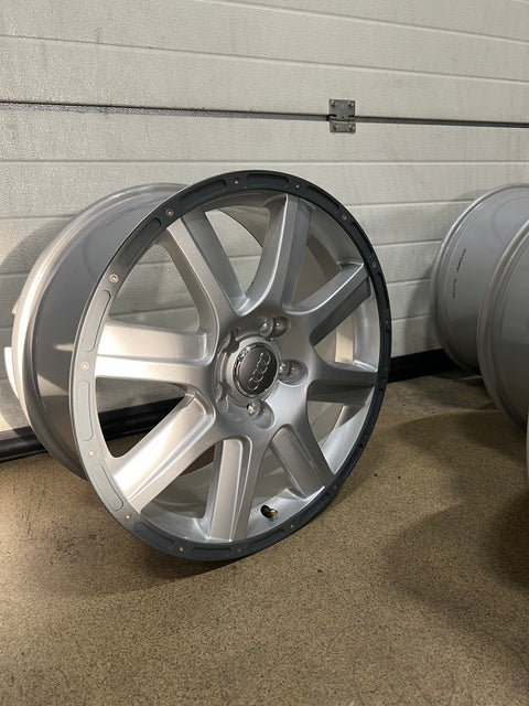 19" Audi Q7 OEM fälgar