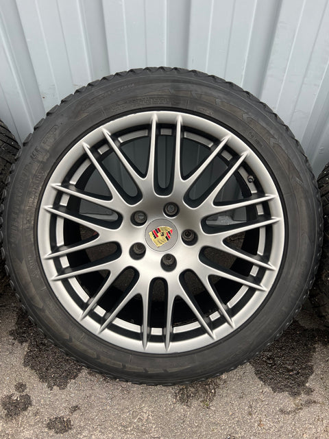 20" Porsche Cayenne vinterhjul dubb