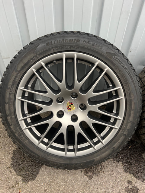 20" Porsche Cayenne vinterhjul dubb