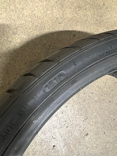 235/30R20 Hankook sommardäck